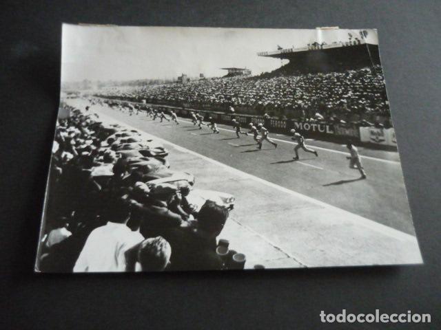 Fotografia antica: LAS 24 HORAS DE LE MANS CIRCUITO AUTOMOVILISMO ANTIGUA FOTOGRAFIA ORIGINAL 16 X 22 CM