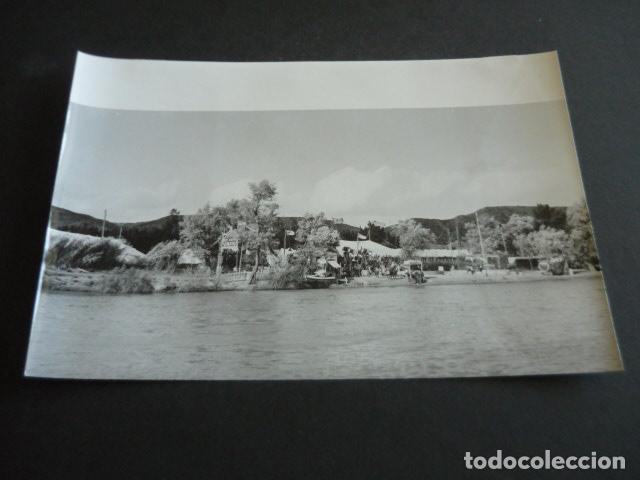 Photographie ancienne: RIO TAJO RODAJE PELICULA EL FABULOSO MUNDO DEL CIRCO ANTIGUA FOTOGRAFIA ORIGINAL 16 X 23 CM
