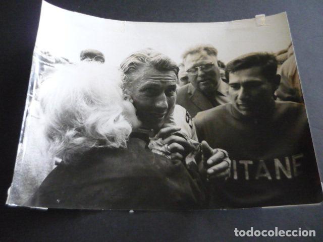 Photographie ancienne: JACQUES ANQUETIL CICLISTA ANTIGUA FOTOGRAFIA ORIGINAL 18 X 24 CM