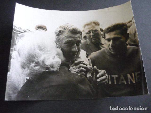 Photographie ancienne: JACQUES ANQUETIL CICLISTA ANTIGUA FOTOGRAFIA ORIGINAL 18 X 24 CM
