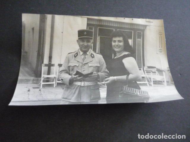 Photographie ancienne: ISABEL GARCIA SANCHA GANADORA CONCURSO GLORIA LASSO ENSE&Ntilde;A PASAPORTE ANTIGUA FOTOGRAFIA 18 X 12 CM