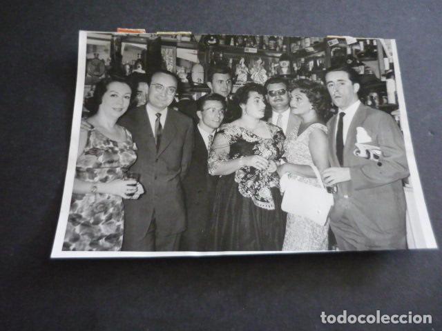 Antique Photography: ISABEL GARCIA SANCHA GANADORA CONCURSO UNA SEMANA CON GLORIA LASSO ANTIGUA FOTOGRAFIA 18 X 12 CM