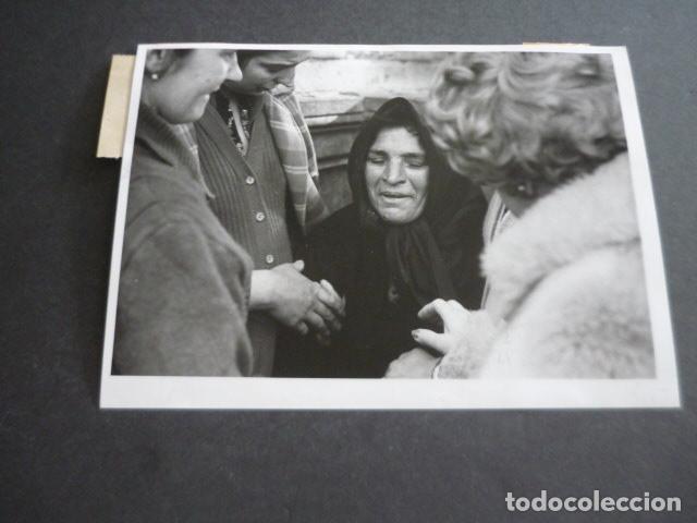 Fotografia antiga: BILBAO ENTIERRO DE NI&Ntilde;OS GITANOS AHOGADOS EN RIA DE AS&Uacute;A ANTIGUA FOTOGRAFIA 18 X 13 CM