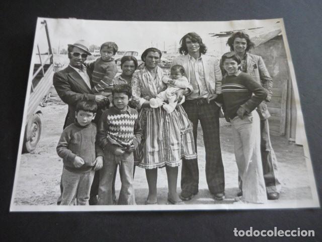 Alte Fotografie: VILLAVERDE MADRID SECUESTRO DE NI&Ntilde;O GITANO ANTIGUA FOTOGRAFIA 18 X 24 CM