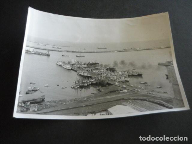 Fotograf&iacute;a antigua: LAS PALMAS DE GRAN CANARIA PUERTO PESQUERO ANTIGUA FOTOGRAFIA ORIGINAL 13 X 18 CM