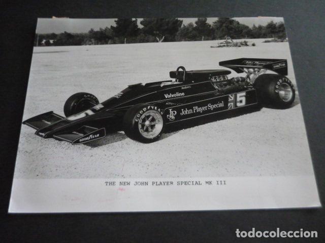 Alte Fotografie: AUTOMOVIL LOTUS FORMULA 1 JPS MARK III AUTOMOVILISMO CARRERAS FOTOGRAFIA ORIGINAL 18 X 24 CM