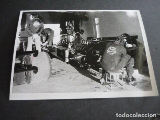 Alte Fotografie: AUTOMOVIL LOTUS FORMULA 1 JPS AUTOMOVILISMO CARRERAS FOTOGRAFIA ORIGINAL 13 X 18 CM