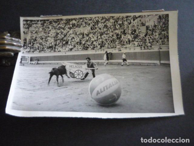 Antique Photography: FESTIVAL TAURINO DE RADIO BILBAO EN BILBAO 1963 ANTIGUA FOTOGRAFIA ORIGINAL 12 X 18 CM