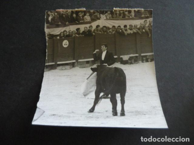 Alte Fotografie: CHINCHON MADRID FIESTA TAURINA ANTIGUA FOTOGRAFIA ORIGINAL 12 X 10 CM