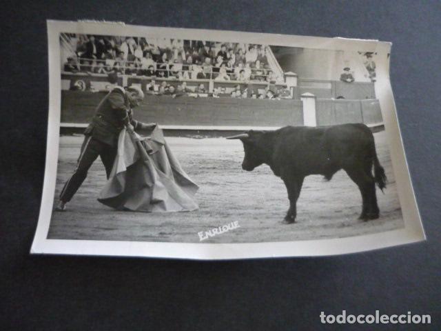 Fotografia antiga: MADRID PLAZA DE TOROS DE LAS VENTAS FESTIVAL BOMBERO TORERO ANTIGUA FOTOGRAFIA ORIGINAL 18 X 13 CM