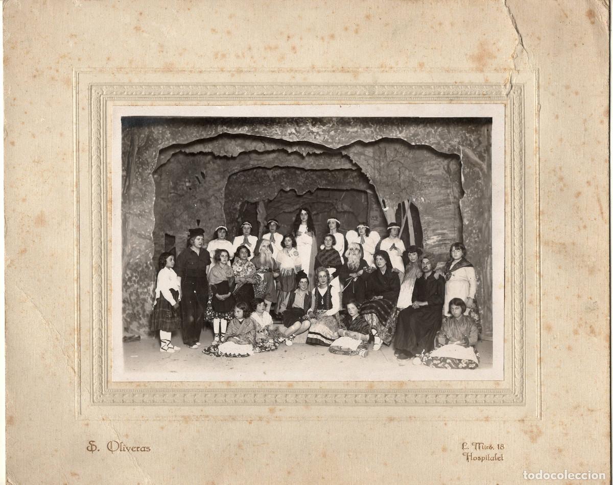 Fotografia antiga: Representaci&oacute;n infantil teatral, foto: S. Oliveras, Hospitalet. Barcelona.