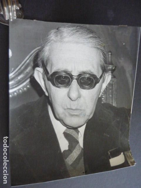 Fotografia antica: GONZALO TORRENTE BALLESTER ESCRITOR ANTIGUA FOTOGRAFIA ORIGINAL 20 X 24 CM