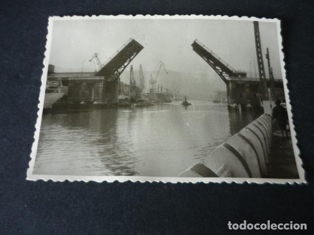Alte Fotografie: BILBAO PUENTE EN LA RIA ANTIGUA FOTOGRAFIA 7,5 X 10 CM