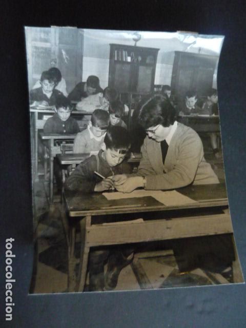 Antique Photography: HORCAJUELO DE LA SIERRA MADRID ESCUELA NACIONAL MAESTRA ANTIGUA FOTOGRAFIA ORIGINAL 18 X 24 CM