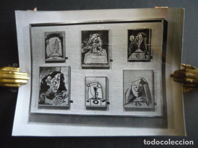 Fotograf&iacute;a antigua: BARCELONA EXPOSICION DEL PINTOR PABLO PICASSO 1969 SEGU&Iacute; FOT. ANTIGUA FOTOGRAFIA ORIGINAL 18 X 24 CM
