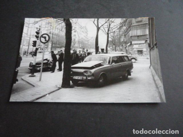 Fotografia antiga: MADRID AUTOMOVIL ACCIDENTADO ANTIGUA FOTOGRAFIA ORIGINAL 12 X 18 CM