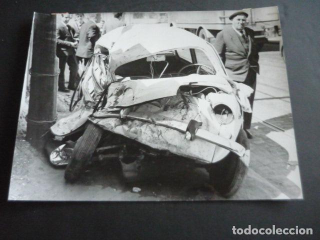 Fotografia antica: MADRID AUTOMOVIL ACCIDENTADO ANTIGUA FOTOGRAFIA ORIGINAL 24 X 18 CM