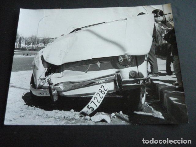 Antique Photography: MADRID AUTOMOVIL ACCIDENTADO ANTIGUA FOTOGRAFIA ORIGINAL 24 X 18 CM