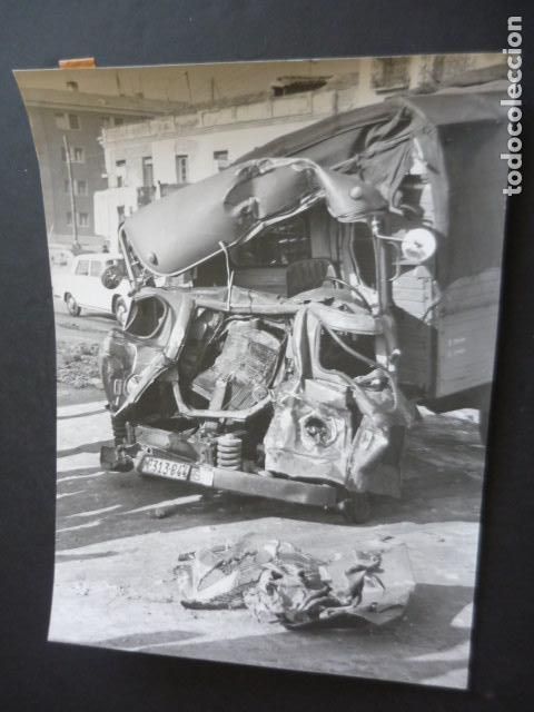 Alte Fotografie: MADRID ALTO DE EXTREMADURA CAMION ACCIDENTADO ANTIGUA FOTOGRAFIA ORIGINAL 24 X 18 CM