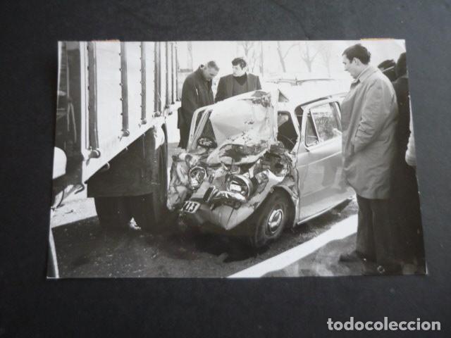 Fotografia antica: MADRID AUTOMOVIL ACCIDENTADO ANTIGUA FOTOGRAFIA ORIGINAL 12 X 18 CM