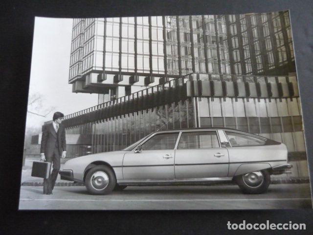 Fotograf&iacute;a antigua: AUTOMOVIL CITROEN CX 2400 ANTIGUA FOTOGRAFIA ORIGINAL 18 X 24 CM