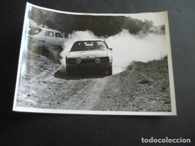 Fotograf&iacute;a antigua: AUTOMOVIL CITROEN CX 2400 ANTIGUA FOTOGRAFIA ORIGINAL 18 X 13 CM