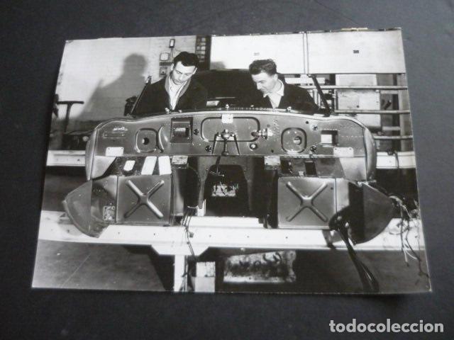 Fotografia antica: FABRICACION AUTOMOVIL JAGUAR ANTIGUA FOTOGRAFIA ORIGINAL 15 X 20 CM