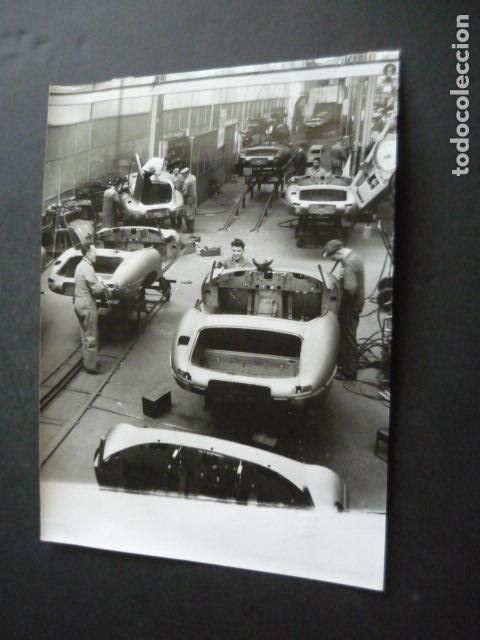 Fotografia antica: FABRICACION AUTOMOVIL JAGUAR ANTIGUA FOTOGRAFIA ORIGINAL 15 X 20 CM