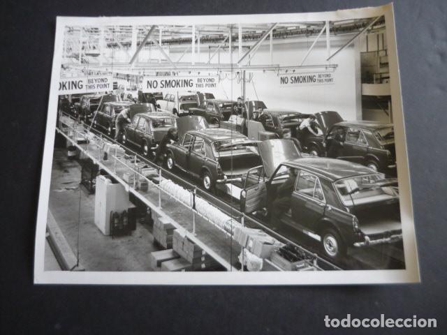 Fotograf&iacute;a antigua: FABRICA AUTOMOVILES EN BIRMINGHAM ANTIGUA FOTOGRAFIA ORIGINAL 15 X 20 CM