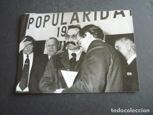Antique Photography: MADRID ENTREGA PREMIO A EL LUTE CON DON JUAN DE BORBON ANTIGUA FOTOGRAFIA ORIGINAL 18 X 12 CM