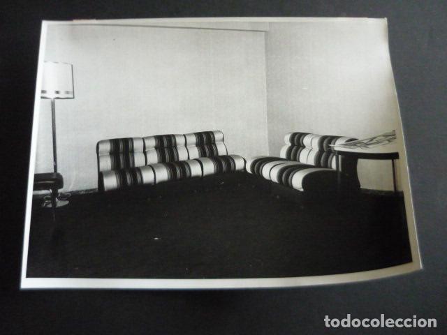 Alte Fotografie: BARCELONA SEDE FEDERACION DE PARTIDOS SOCIALISTAS TRANSICCION 1977 FOTOGRAFIA 18 X 24 CM