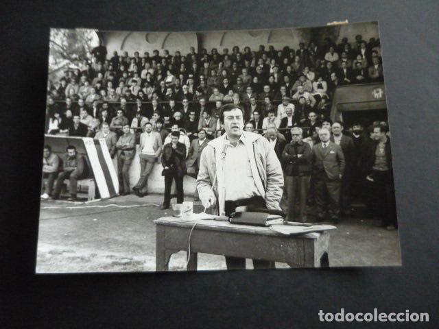 Fotografia antica: SAGUNTO VALENCIA MANIFESTACION TRABAJADORES ALTOS HORNOS DEL MEDITERRANEO FOTOGRAFIA 18 X 13 CM