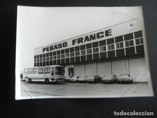 Fotografia antica: FRANCIA FABRICA AUTOMOVILES PEGASO FOTOGRAFIA 13 X 18 CM