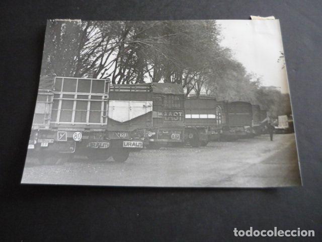 Antique Photography: MADRIE HUELGA TRANSPORTE MERCANCIAS CAMION FOTOGRAFIA 18 X 13 CM