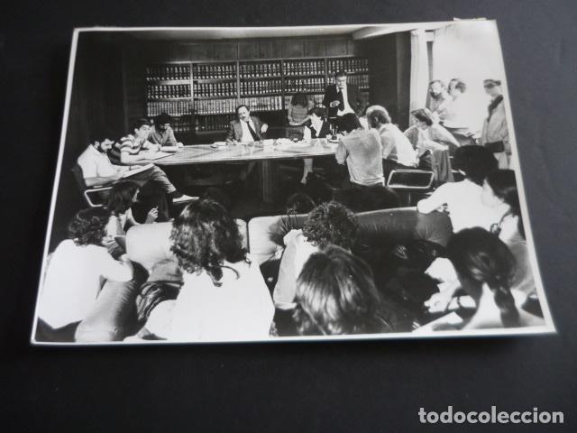 Fotografia antiga: BILBAO MANIFESTACON JUICIO ABORTO FOTOGRAFIA 18 X 24 CM