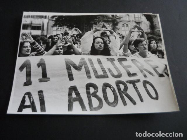 Fotograf&iacute;a antigua: BILBAO MANIFESTACON JUICIO ABORTO FOTOGRAFIA 18 X 24 CM