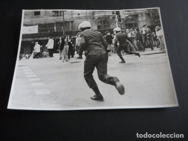 Antique Photography: BILBAO MANIFESTACON JUICIO ABORTO FOTOGRAFIA 18 X 24 CM