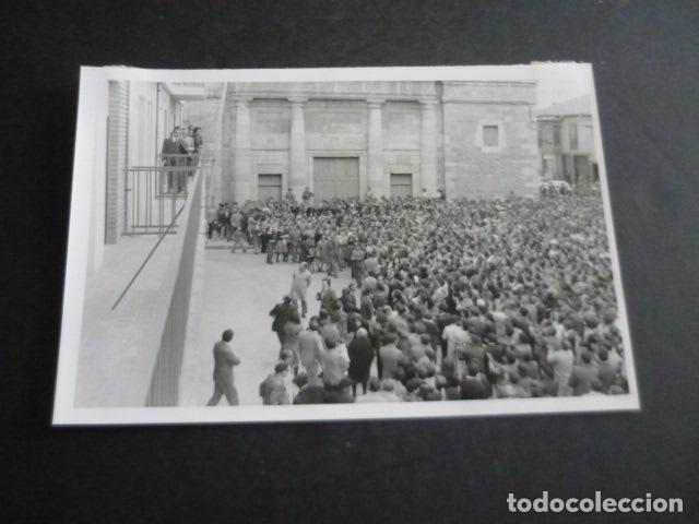 Antique Photography: LEON MANIFESTACION CONTRA CENTRAL NUCLEAR FOTOGRAFIA 13 X 18 CM GERARDO F. GABALDON FOTOGRAFO