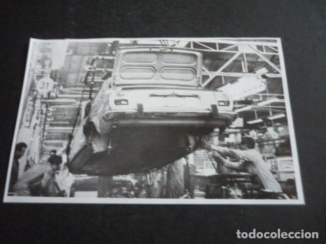 Fotograf&iacute;a antigua: BUENOS AIRES ARGENTINA FABRICA DE AUTOMOVILES PEUGEOT ANTIGUA FOTOGRAFIA ORIGINAL 18 X 12 CM