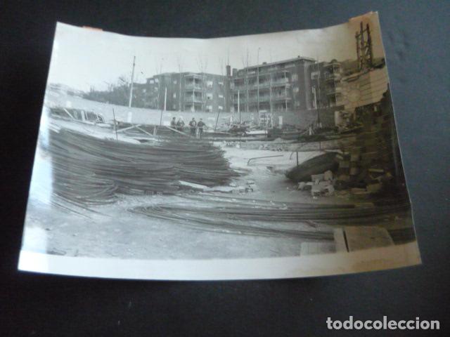 Antique Photography: MADRID OBRAS EN LA PLAZA DE LA REPUBLICA ARGENTINA MONUMENTO ANTIGUA FOTOGRAFIA ORIGINAL 24 X 18 CM