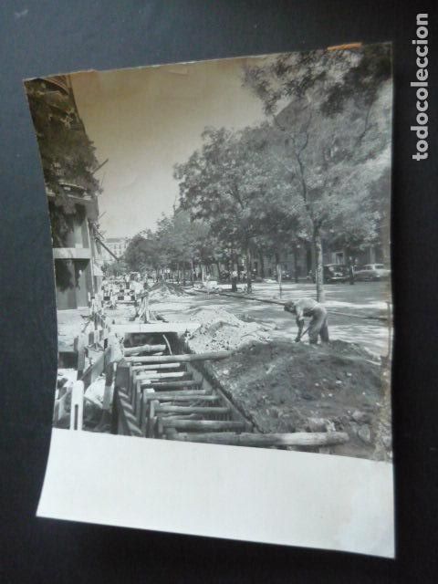 Antique Photography: MADRID OBRAS EN LA CALLE SAGASTA DESAPARICION BOULEVARES ANTIGUA FOTOGRAFIA ORIGINAL 24 X 18 CM