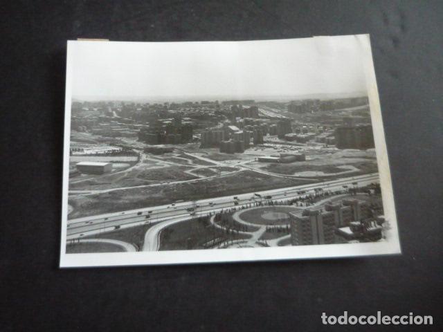Fotograf&iacute;a antigua: MADRID VISTA DESDE TORRESPA&Ntilde;A DE RTVE ANTIGUA FOTOGRAFIA ORIGINAL 18 X 13 CM