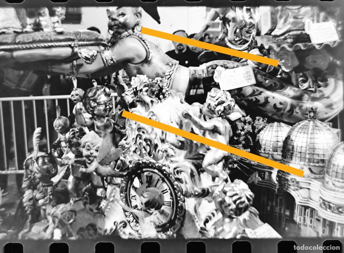 Fotograf&iacute;a antigua: Antiguo negativo de fotograf&iacute;a. Falla. Fallas de Valencia. A&ntilde;o 1985