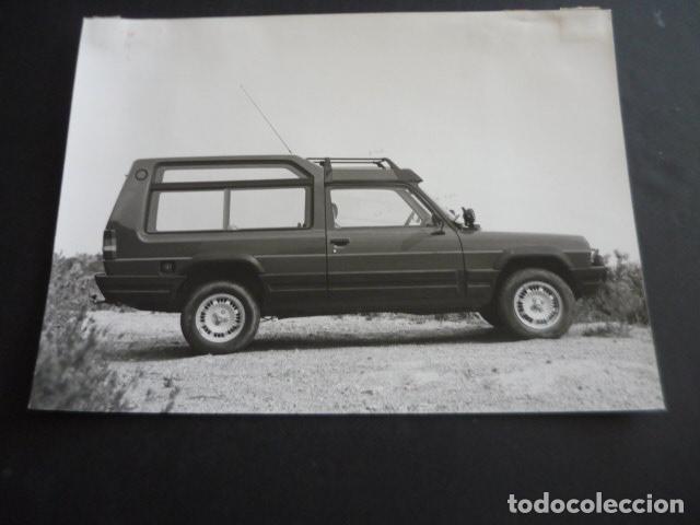 Fotograf&iacute;a antigua: AUTOMOVIL MATRA SIMCA RANCHO ANTIGUA FOTOGRAFIA ORIGINAL 18 X 24 CM
