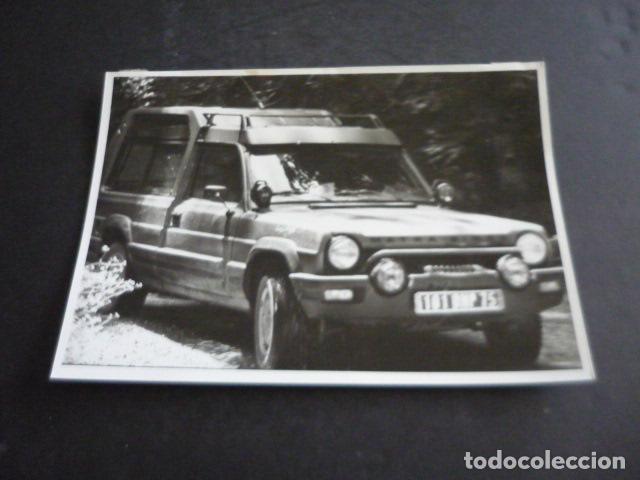 Fotografia antica: AUTOMOVIL MATRA SIMCA RANCHO ANTIGUA FOTOGRAFIA ORIGINAL 12 X 18 CM