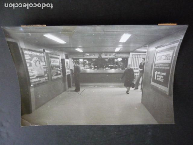 Fotografia antica: BARCELONA ATENTADO ESTACION METRO PUBILLAS CASAS GRAPO ANTIGUA FOTOGRAFIA 18 X 13 CM