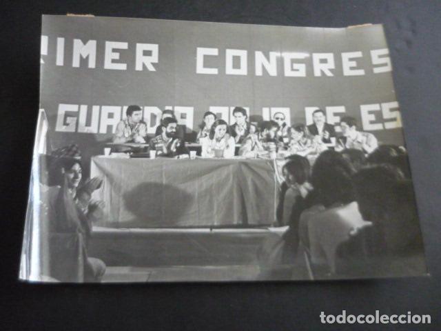 Fotograf&iacute;a antigua: MADRID PRIMER CONGRESO JOVEN GUARDIA ROJA DE ESPA&Ntilde;A 1978 ANTIGUA FOTOGRAFIA 24 X 18 CM