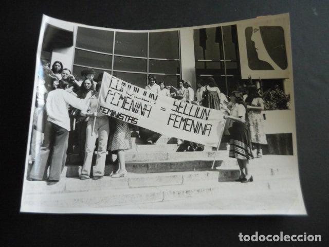 Antique Photography: MADRID I JORNADAS CONDICION FEMENINA FEMINISMO 1978 TRANSICION ANTIGUA FOTOGRAFIA 24 X 18 CM