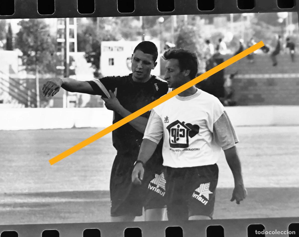 Fotograf&iacute;a antigua: Antiguo negativo de fotograf&iacute;a. Valencia club de f&uacute;tbol. A&ntilde;o 1994.