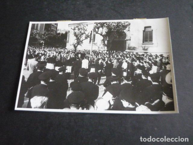 Fotografia antica: BARCELONA ENTIERRO DEL DIRECTOR DE ORQUESTA MAESTRO TOLDR&Aacute; ANTIGUA FOTOGRAFIA ORIGINAL 13 X 18 CM